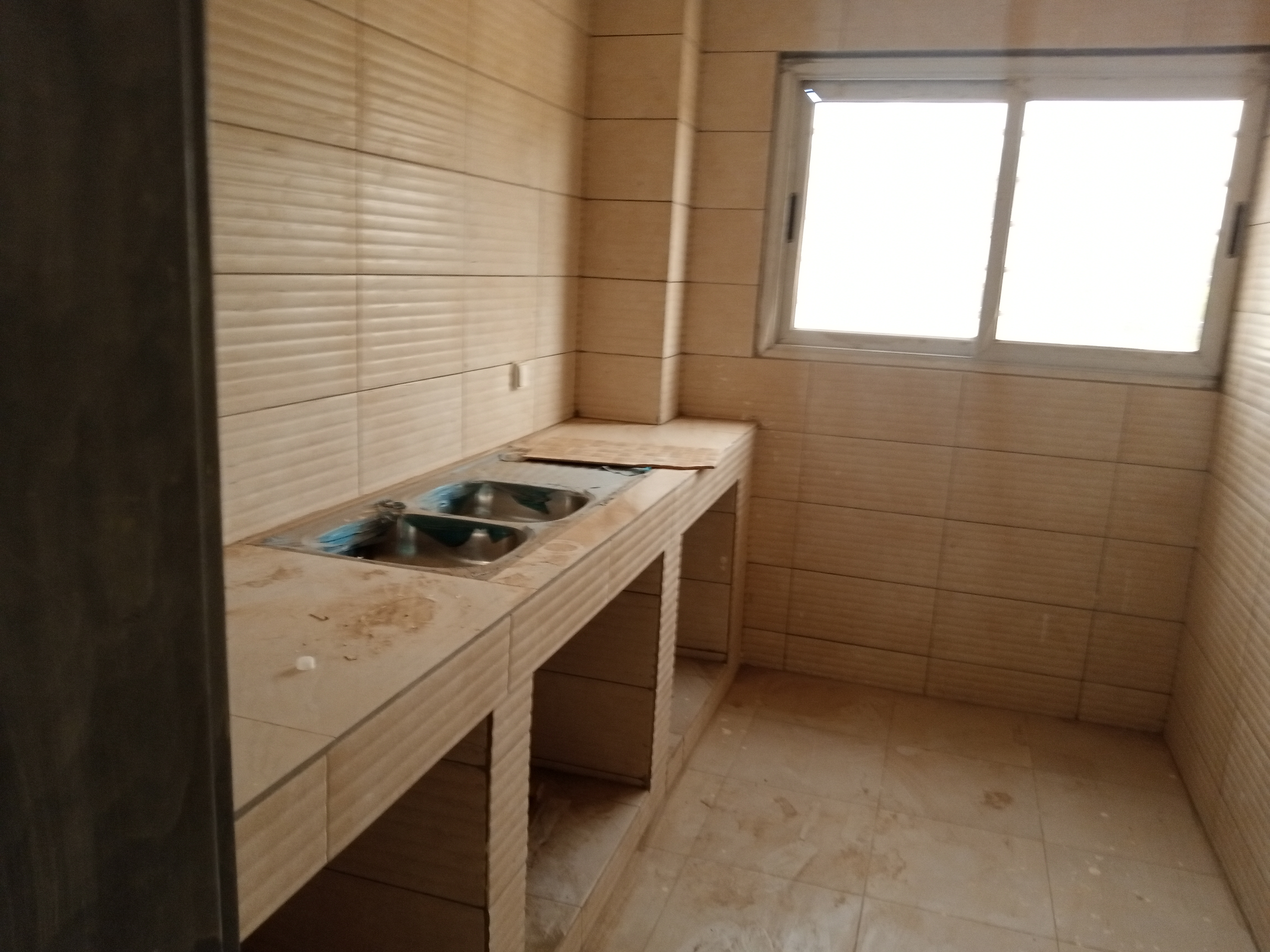 APPARTEMENTS NEUFS DE HAUT STANDING EN LOCATION À GOUNGHIN 