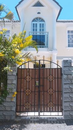 4 bedroom private house