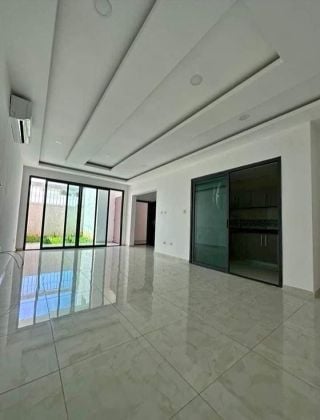 APPARTEMENTS 04 PIÈCES AU VALLON