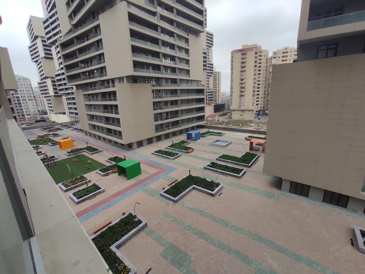 One BDR apt for rent in Grand Hayat Residence