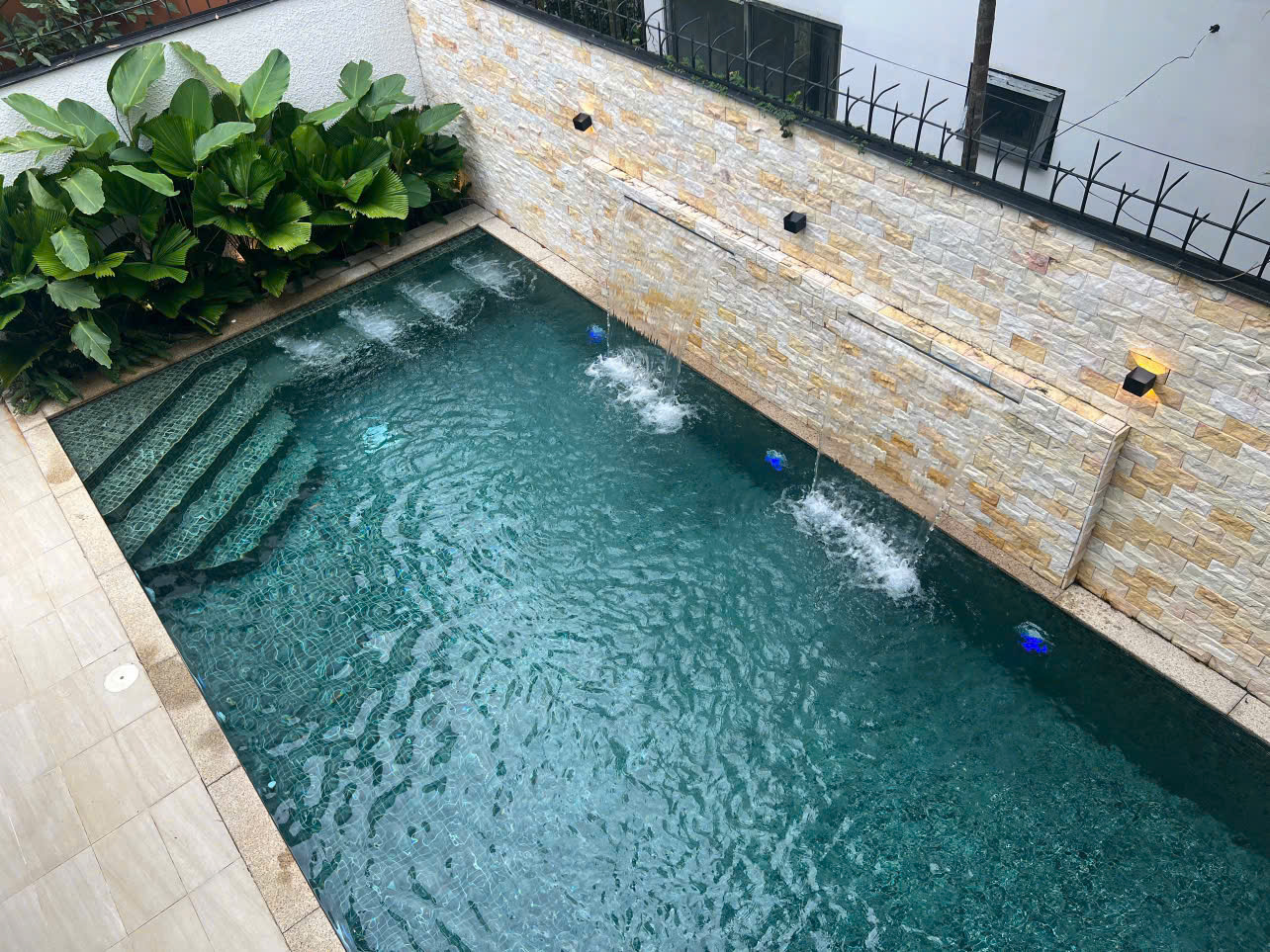 Villa for rent with view of Son Tra Mountain - Son Tra Head Area - Near My Khe Beach &#55356&#57152Area: 360m2