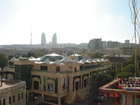 3 bedroom beautiful duplex on Nizami street Fountain Square 