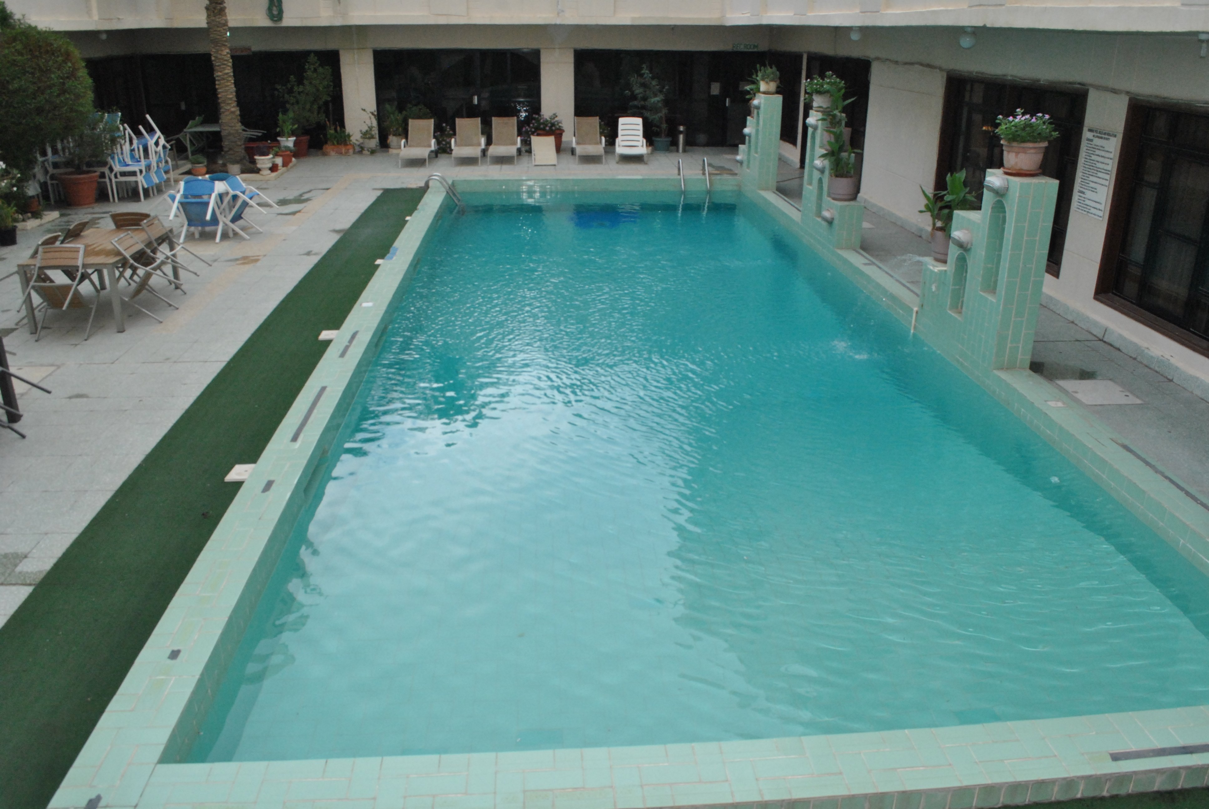 Available Villa for Rent in Salwa