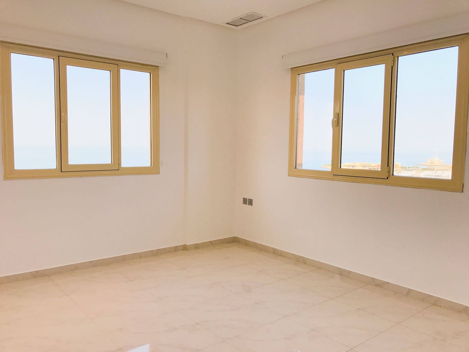 Three bedroom for rent in Salmiya, Kuwait