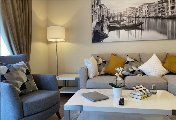 Fully furnished 2 BHK Luxury Apartment for Rent in Saar near Saar Mall ...