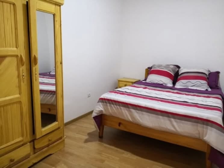 Loue une appartement meublé