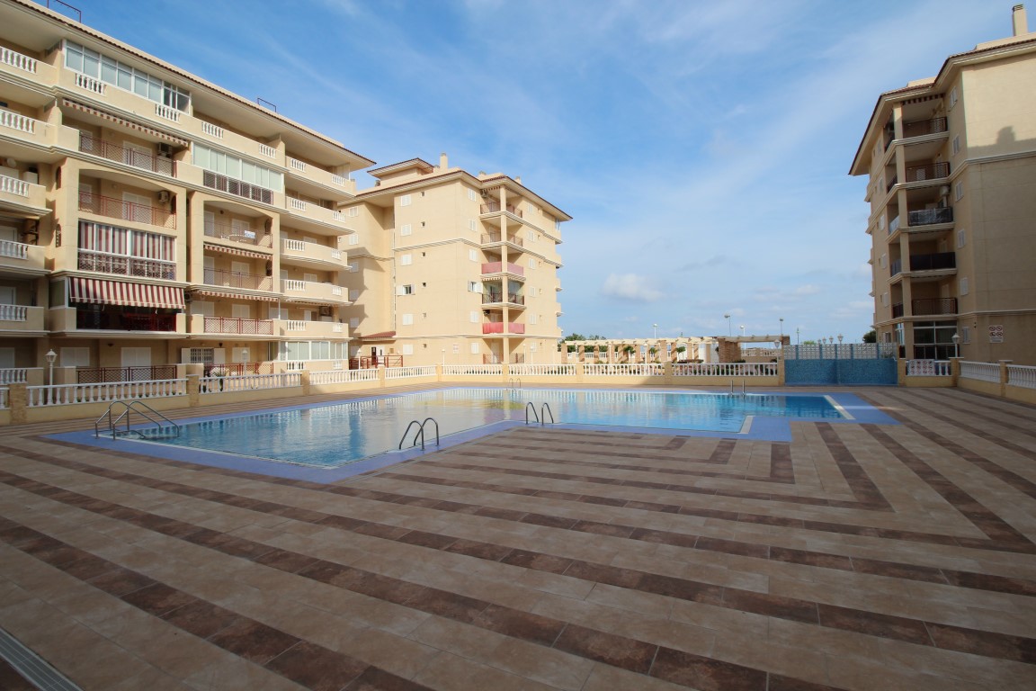 À LOUER APPARTEMENT VIÑAMAR VII LA MATA TORREVIEJA (ALICANTE) ESPAGNE