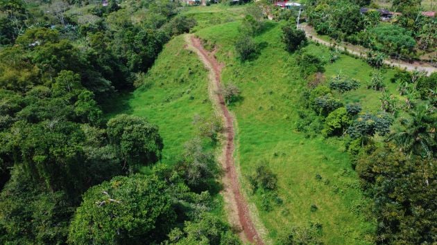 20,000 M² LOT FOR SALE IN MIRAFLORES, PÉREZ ZELEDÓN