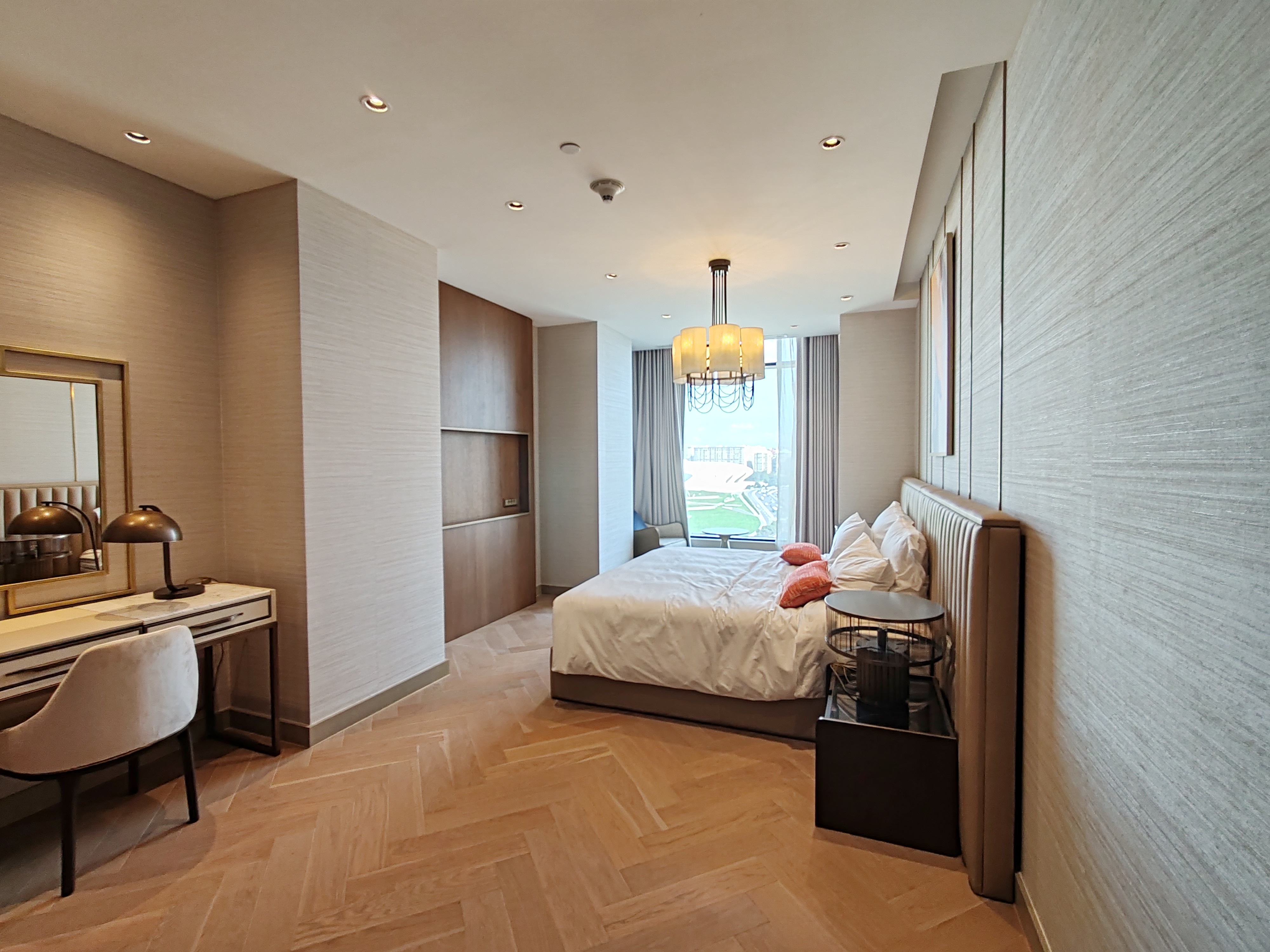 The Ritz Carlton 2 BR luxurious apartment