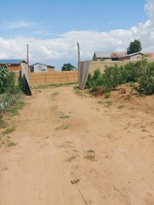 Terreno de 2000m2 en Andriantany