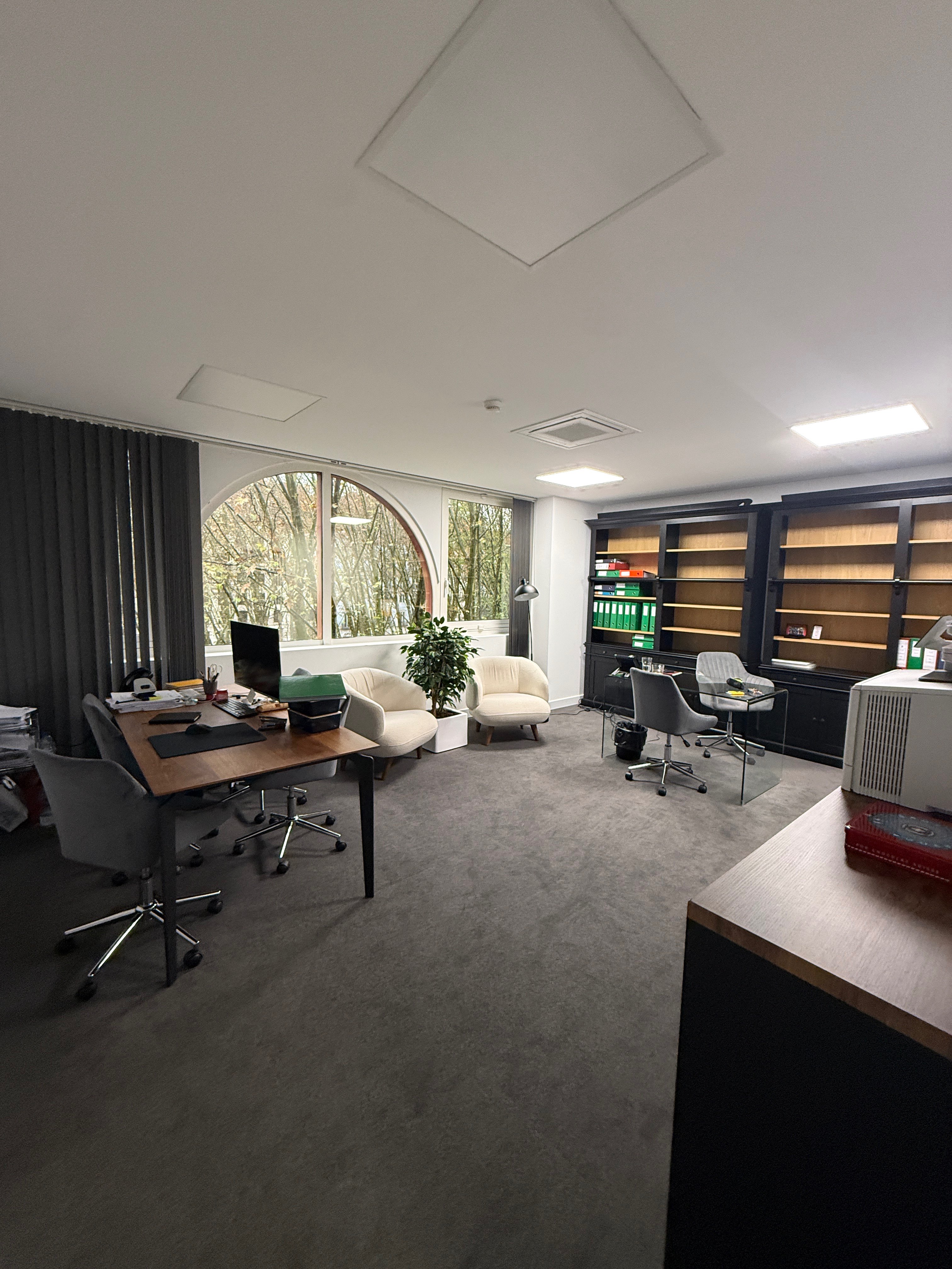 Premium 464m² Office Floor on Avenida da Liberdade (Lisbon Center) with 4 Parking Spaces