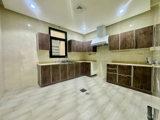 Spacious 3 Master Bedroom Apartment for Rent in Al Funaitees