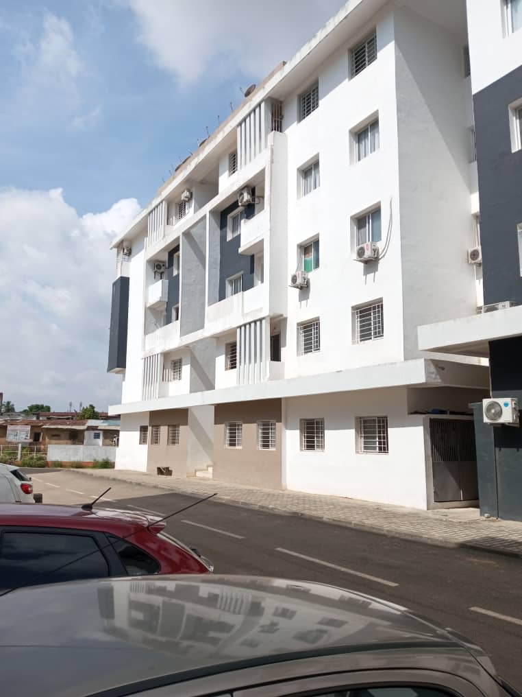 APPARTEMENT A VENDRE ABIDJAN