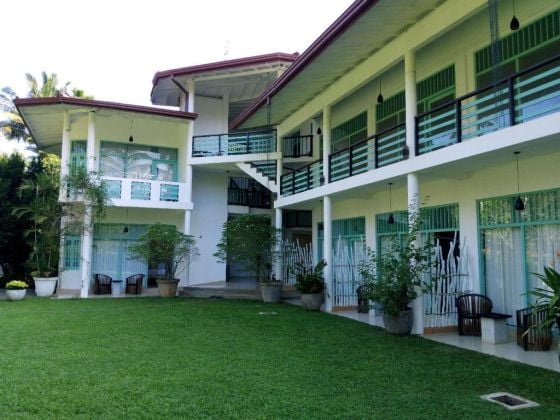 FUNCTIONING VILLA FOR QUICK SALE