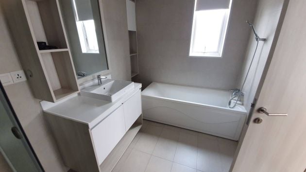 Western Apartment 3 bedrooms for rent