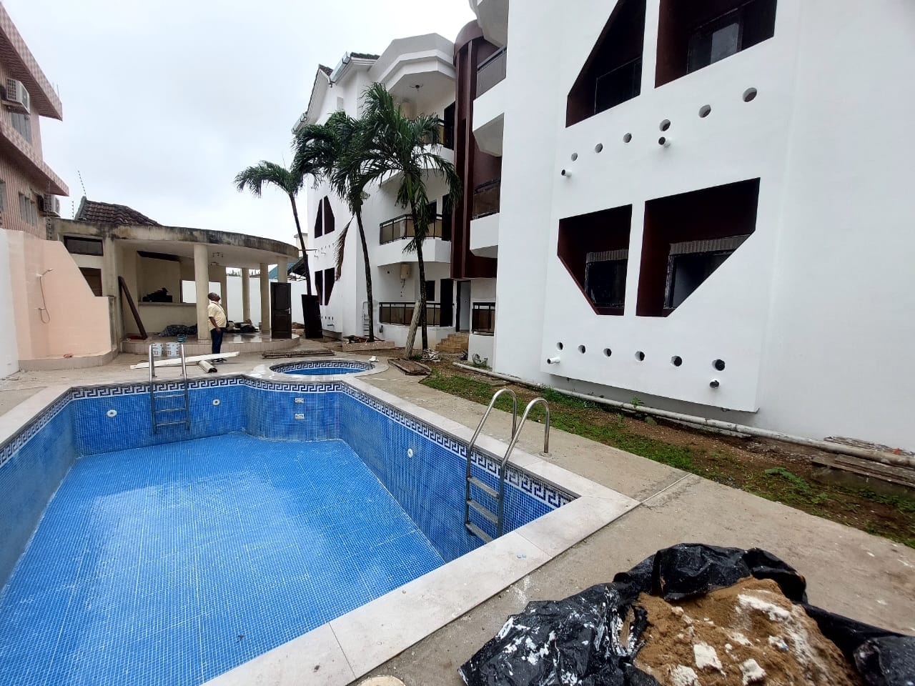 Appartamento di 4 locali in affitto a II Plateaux, 7a fase