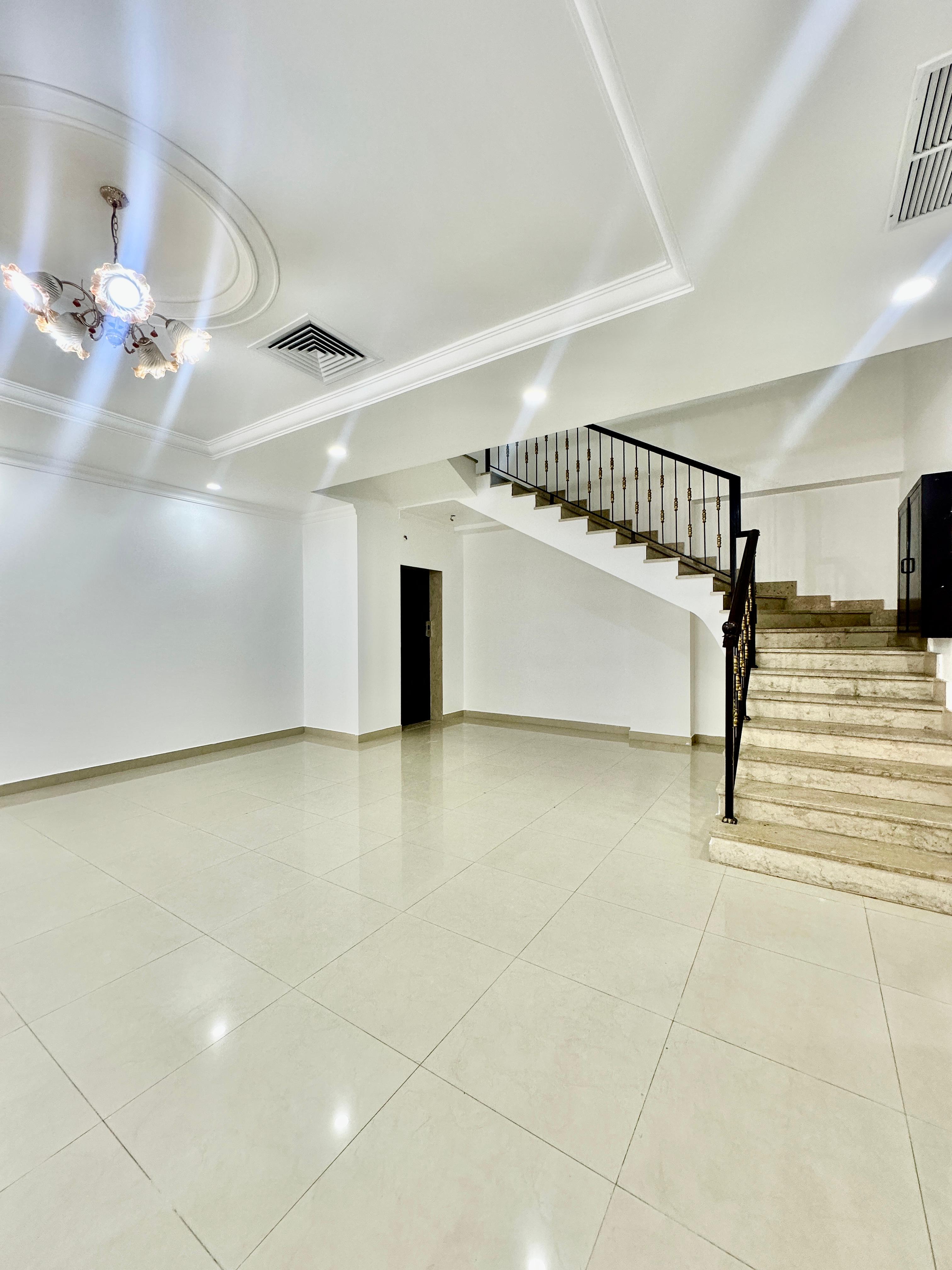 Triplex Villa for rent in Rumaithya