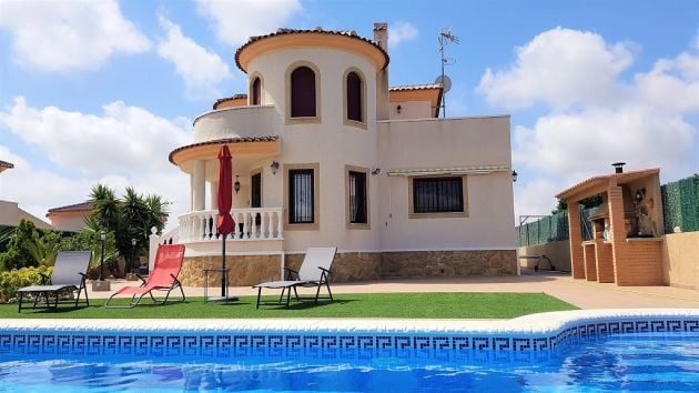 À LOUER VILLA LUIS BUÑUEL LA MARINA-OASIS SAN FULGENCIO ...