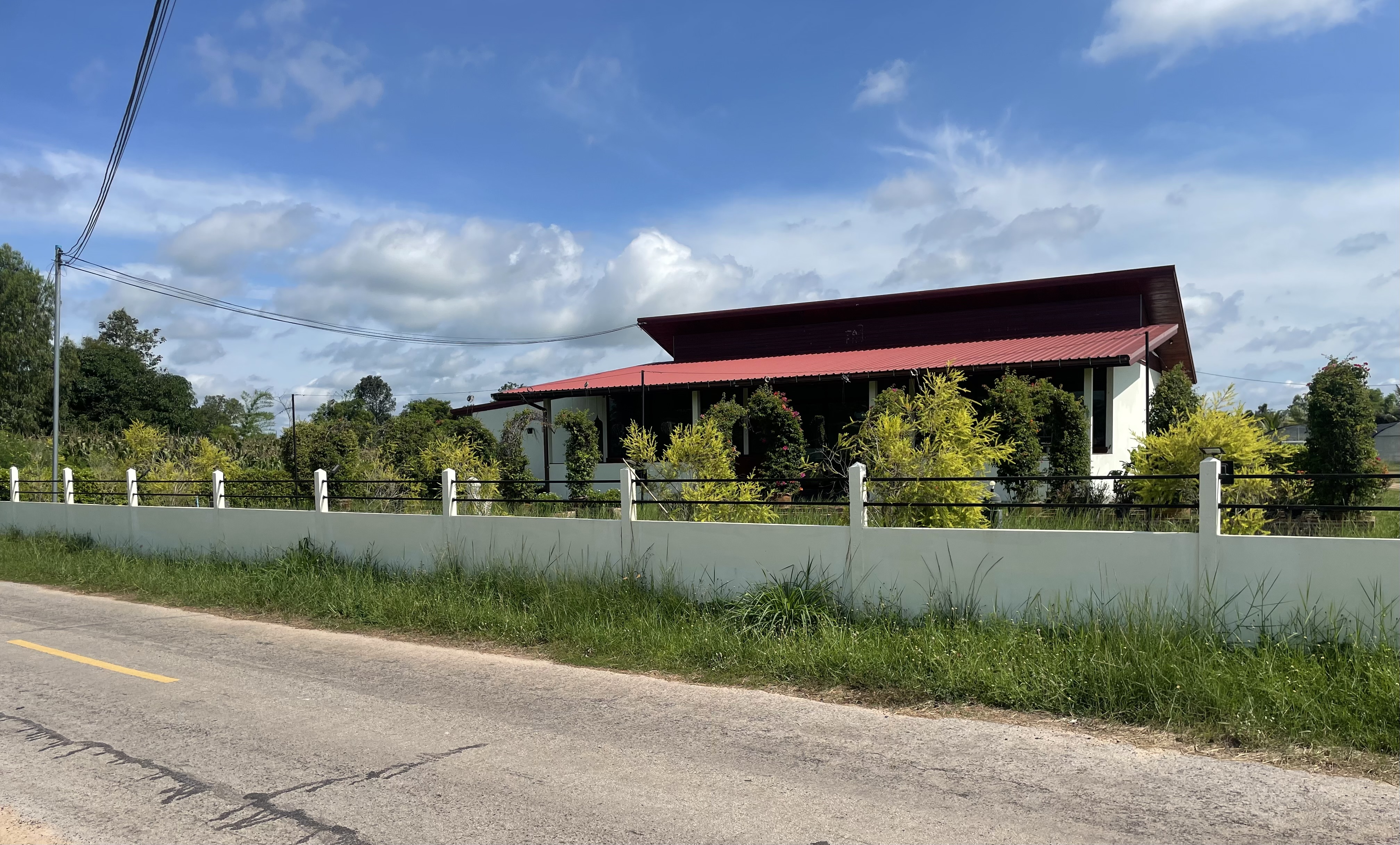 Farm with restaurant available for sale or lease