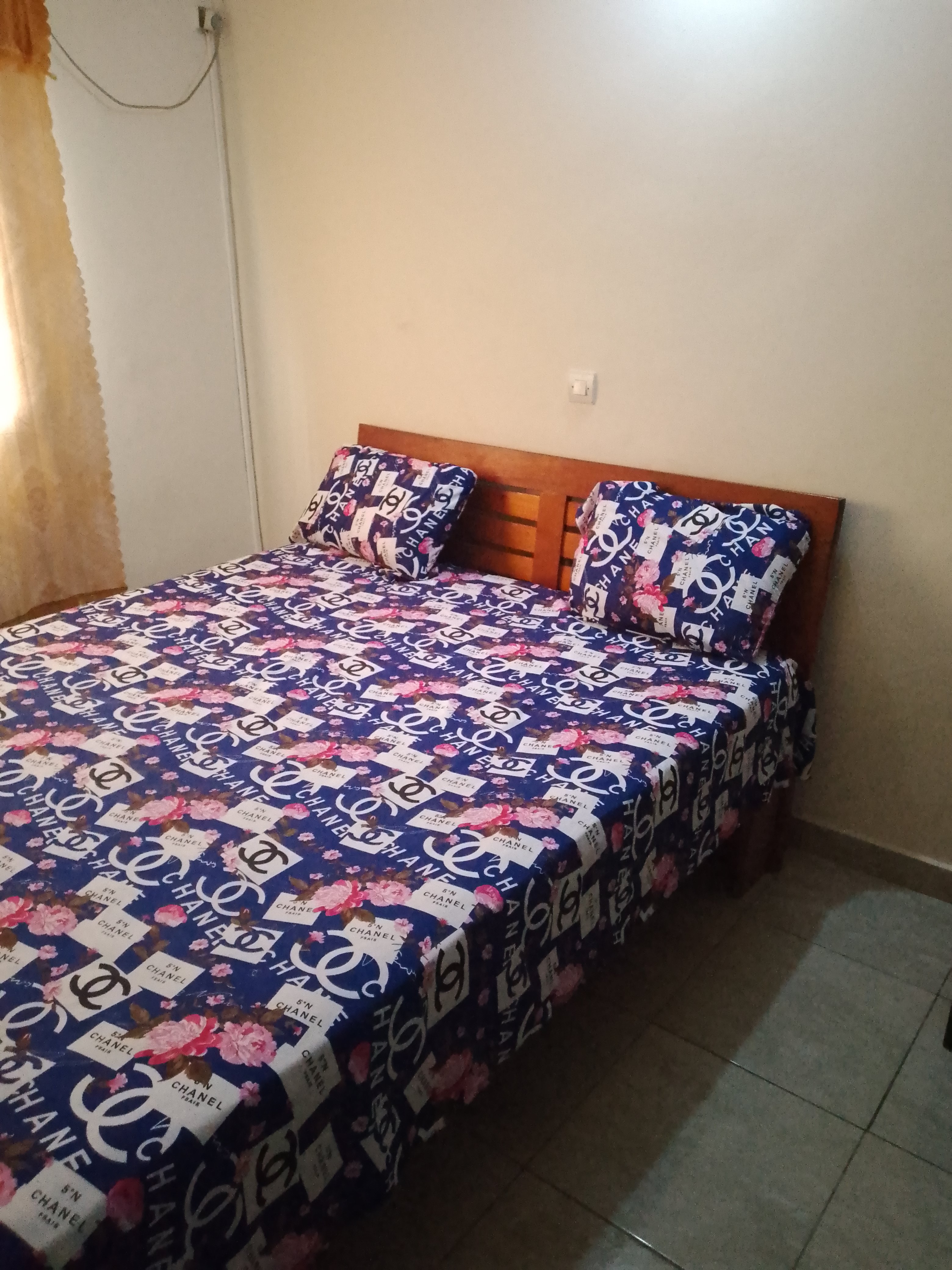 Villa 04 pièces à Yopougon- Niangon Allocodrome