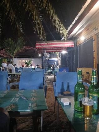 Beau Terrain clôturé en location à la Riviera triangle 