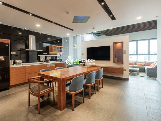 Luxury 2BR Penthouse in Phu Nhuan for rent| Private Elevator