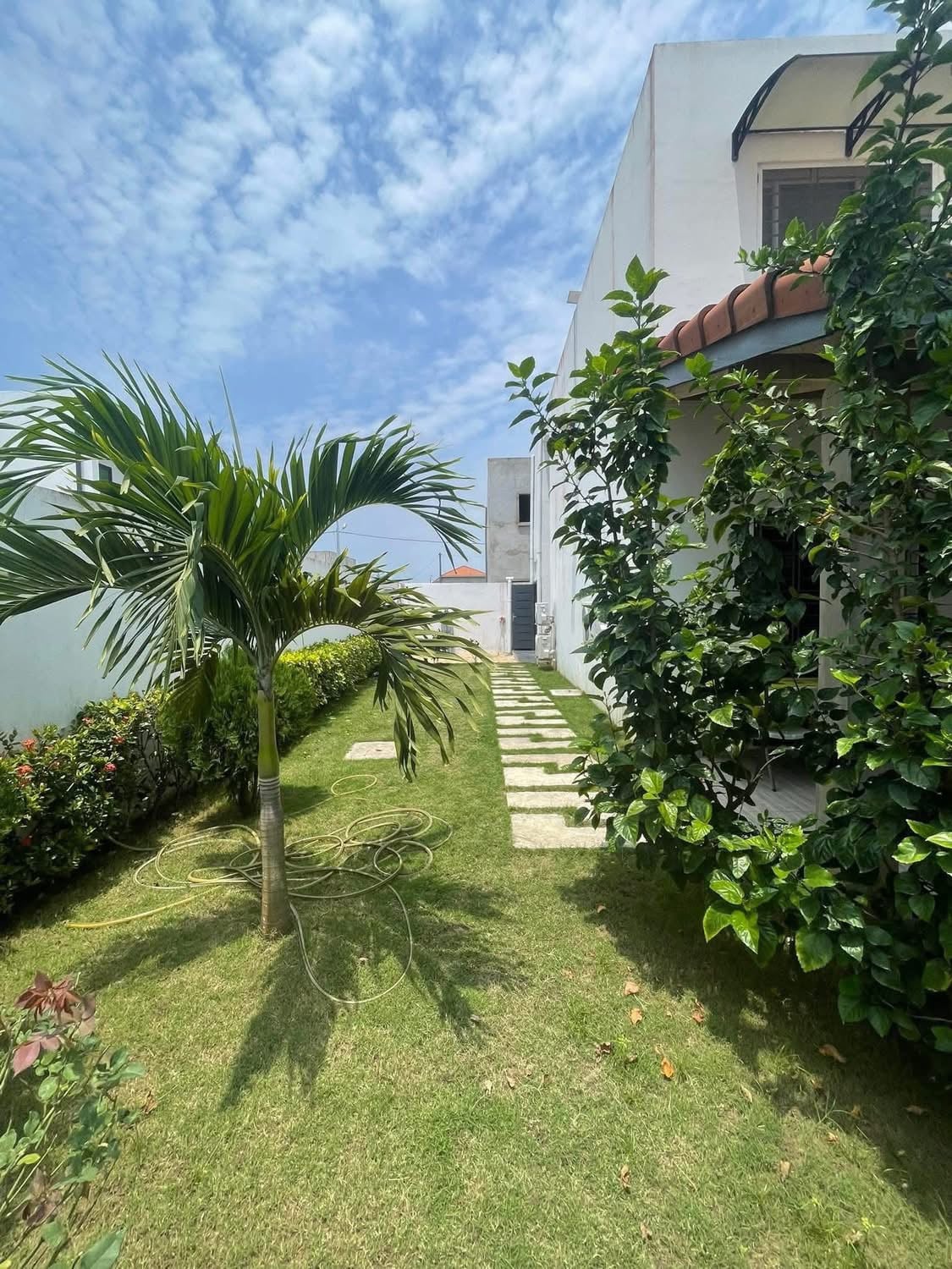 VILLA 6 PIÈCES EN VENTE BASSAM MODESTE 