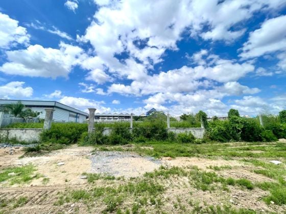 Land for Sale near Borey Peng Huoth Boeung Snor