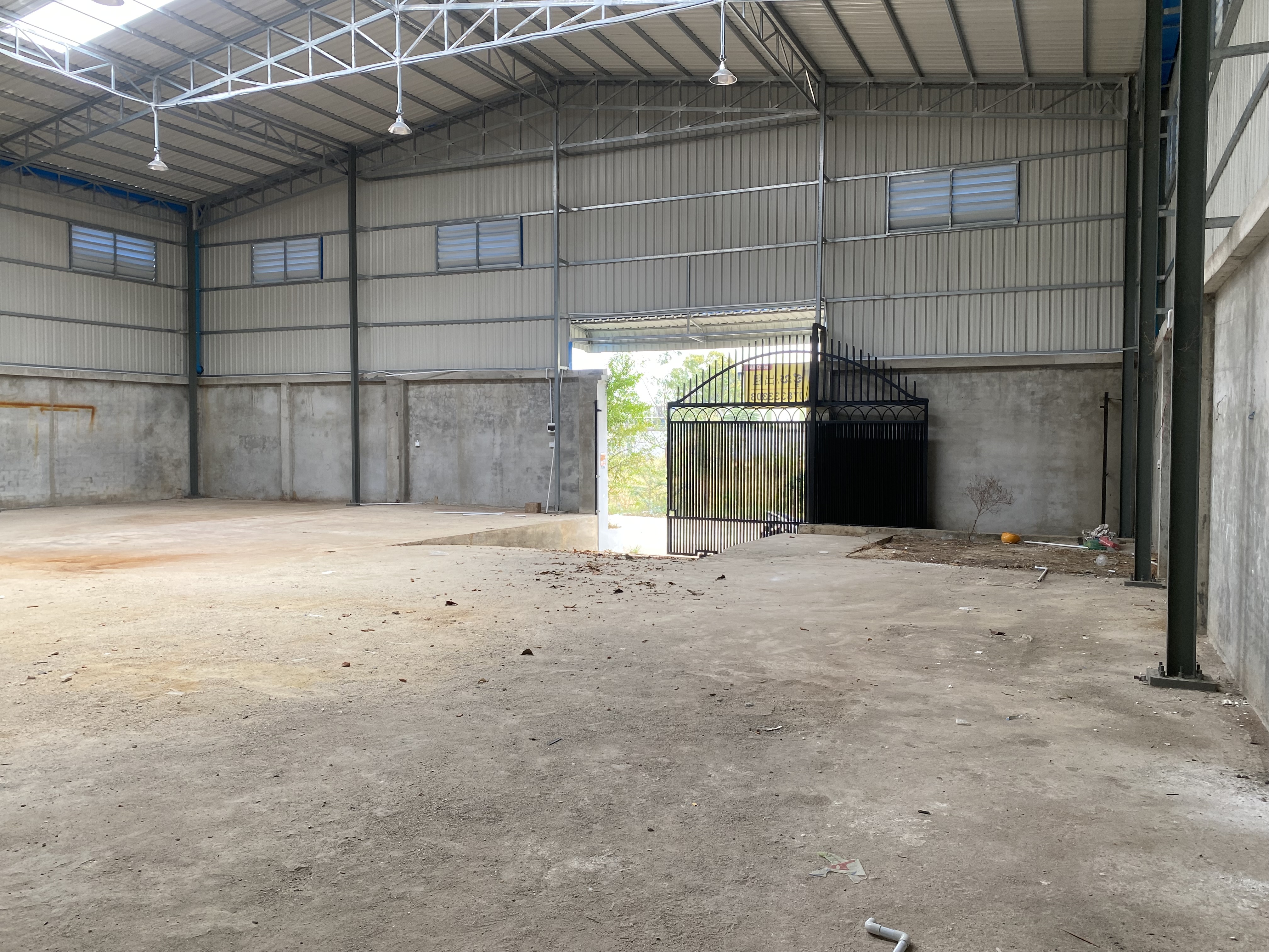 Warehouse Preak Chrey (Available for sell and rent)