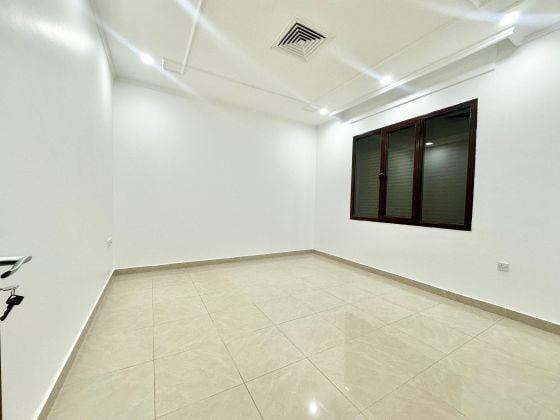 Triplex Villa for rent in Rumaithya