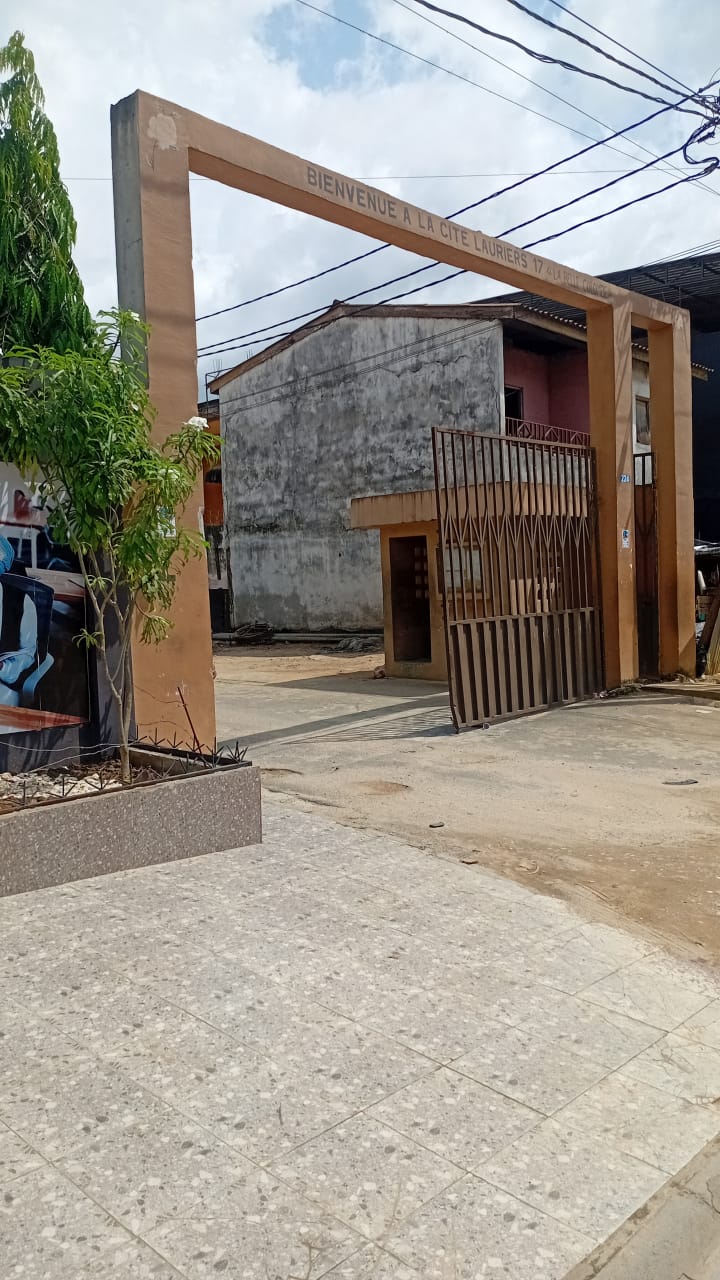 Location villa duplex cocody Lauriers 17