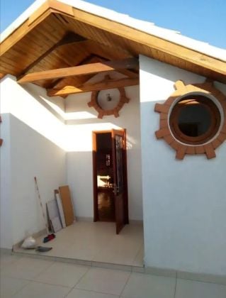 LOCATION STUDIO MEUBLÉ - AMBATOBE 