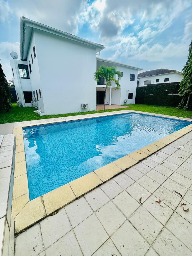 Riviera Golf Beach, villa duplex con 6 stanze disponibile