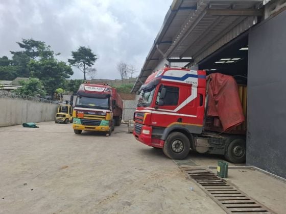 Yopougon zone industrielle PK22 Location entrepôt 2500m2