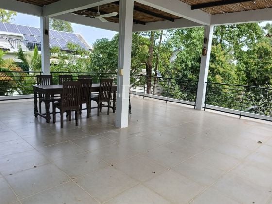 EN LOCATION SIEM REAP MAISON 1 ETAGE 2 CHAMBRES