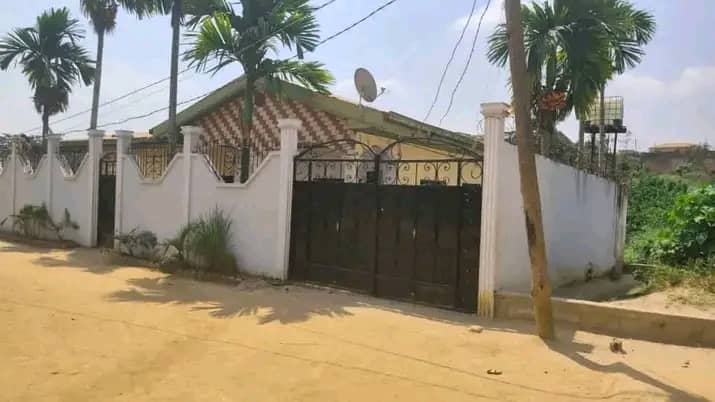 Magnifica villa a Mimboman 