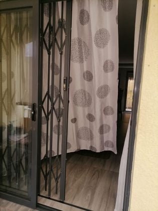 Appartement entièrement meublé au rez-de-chaussée ...