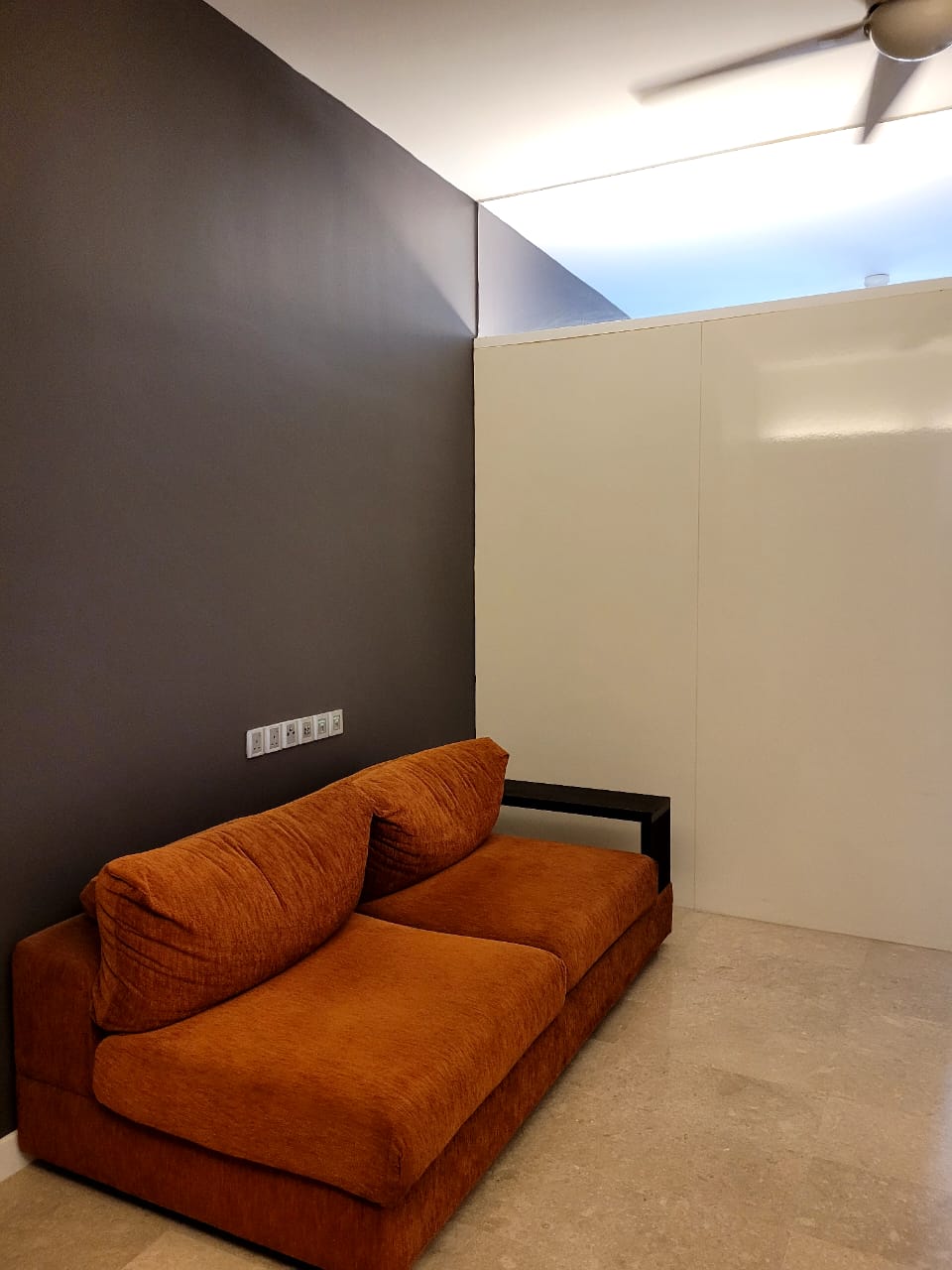 The Signature, located steps away from upscale dining, shopping and public transport