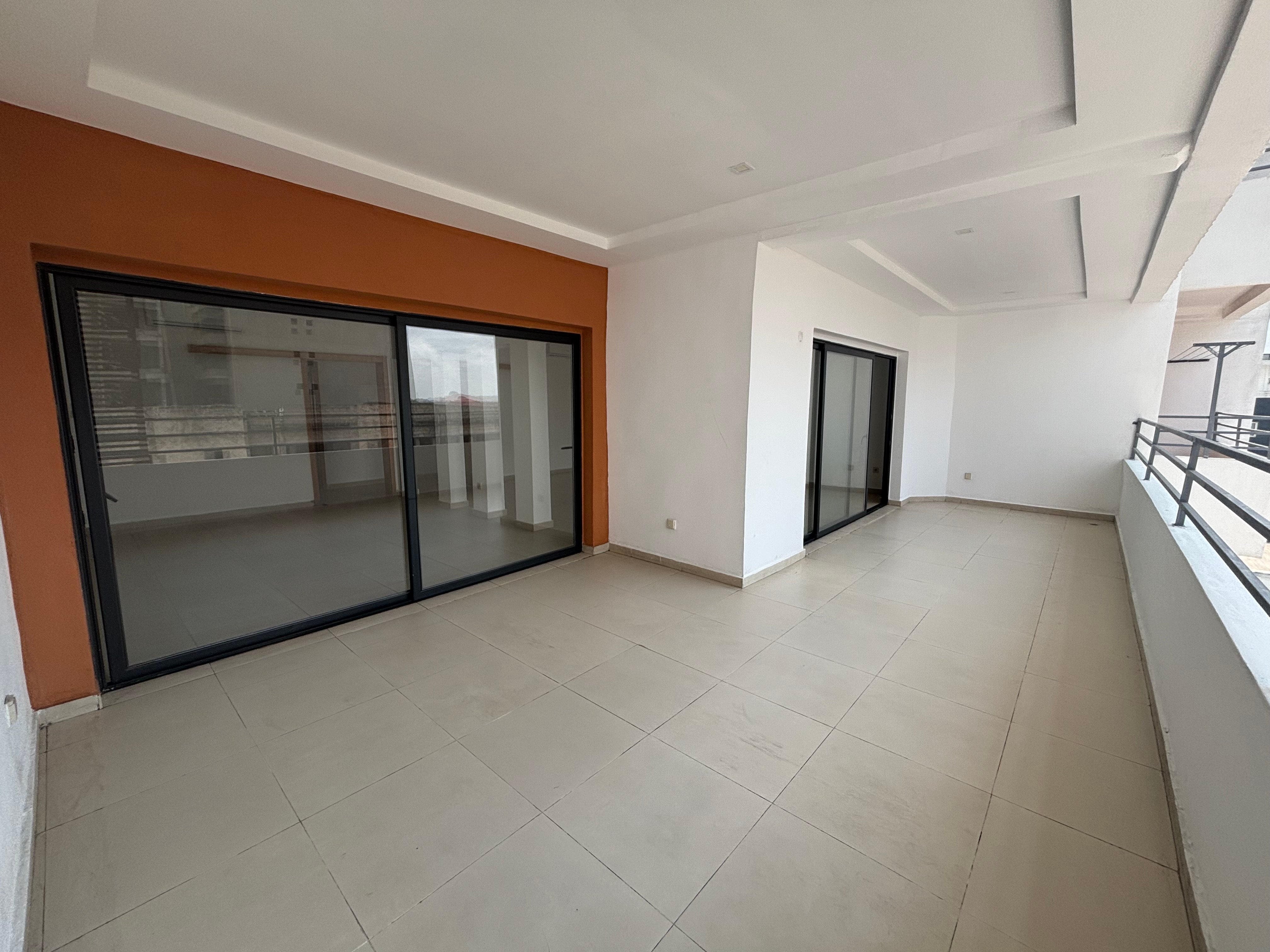 Riviera 4 M'badon, grand appart de 5 pièces de 180m2 