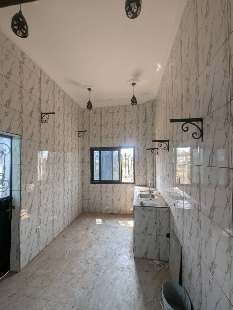 Plusieurs Appartements Bon Standing Neuf à louer à Odza 