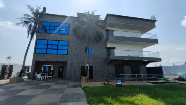 Vente d'un duplex de 9 pièces avec vue LAGUNAIRE 