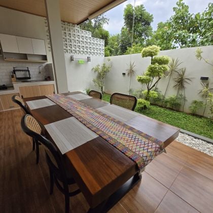 The Ultimate Expat Sanctuary: Chic Modern Home with Breathtaking Mountain ...