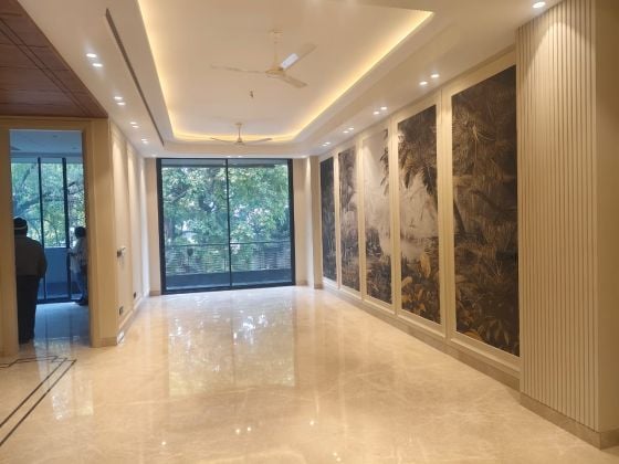 MODERN & SPACIOUS 3 BEDROOM F;OOR  AVAILABLE FOR RENT IN HAUZ KHAS ...