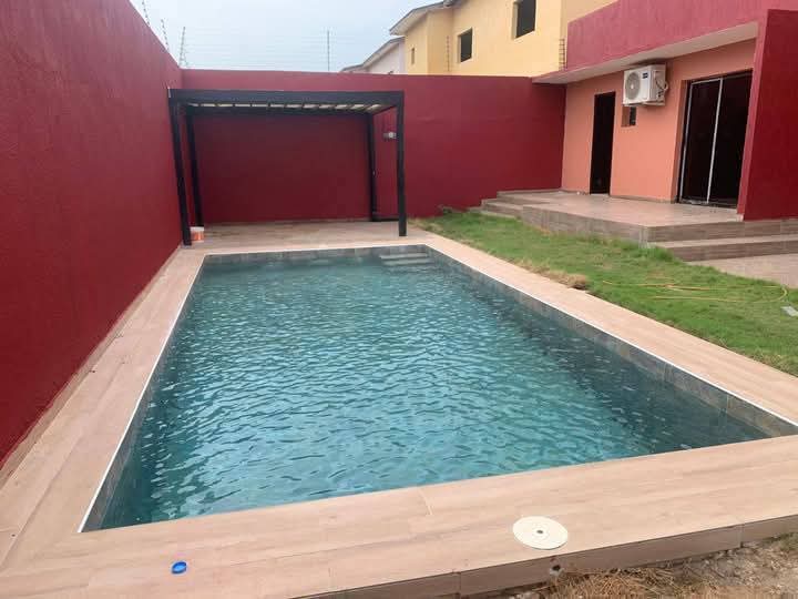 In affitto a Bassam, Cité Rosier: villa di 7 locali + piscina 