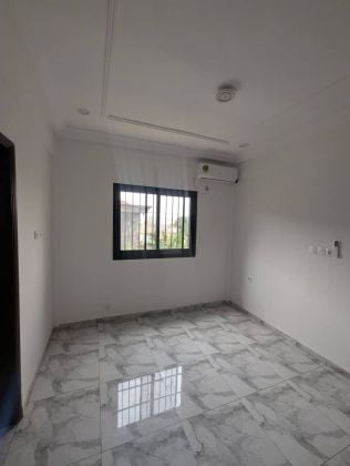 Somptueux Appartement Haut Standing Blanc Tout Neuf à louer ...