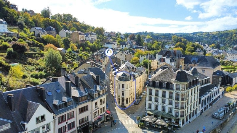 Belgique 6830 Bouillon : charmant immeuble commercial, idéalement situé.