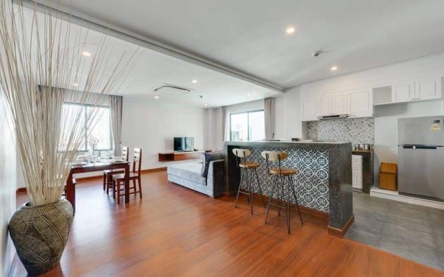 PHNOM PENH APPARTEMENT SPACIEUX A LOUER 2 CHAMBRES PISCINE