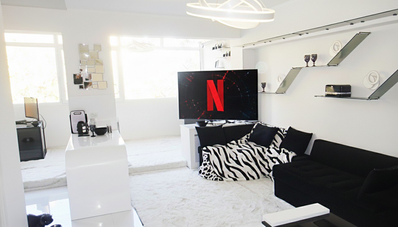 Newly renovated 2 bedrooms flat of 70 m2 in the city center