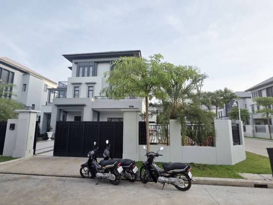 Villa for Rent in Borey Chip Mong Grand Sen Sok