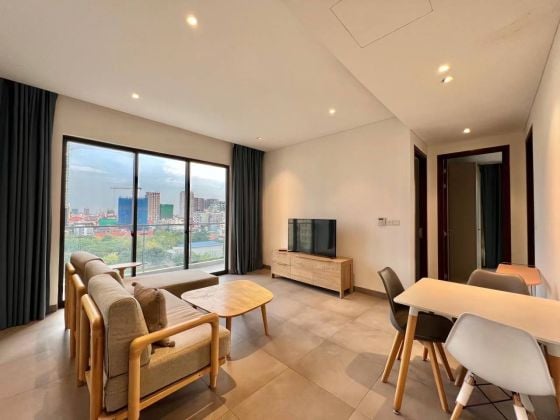 02 Beds, 01 Baths Condo for Rent in Embassy Central